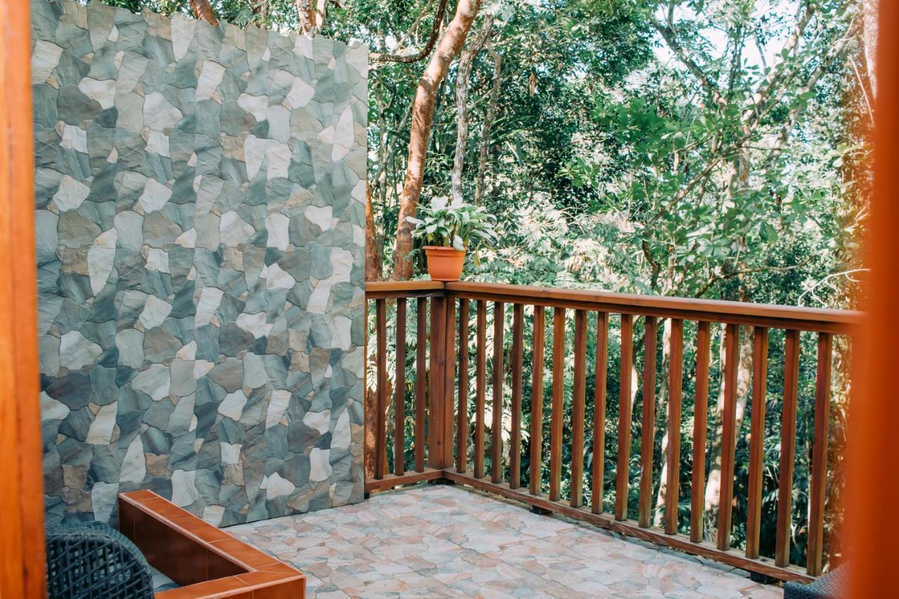 Mariposa Jungle Lodge San Ignacio Exteriör bild